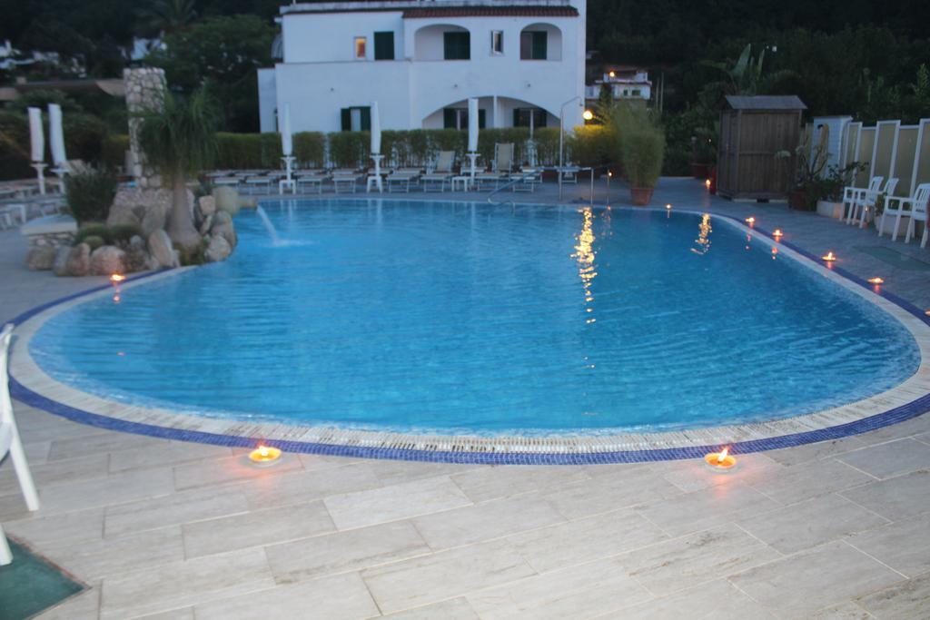 Hotel L'Approdo Casamicciola Terme Exterior photo